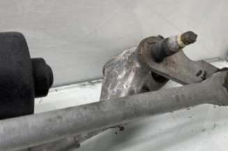Moteur essuie glace avant MERCEDES CLASSE A 169