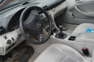 Pare choc arriere MERCEDES CLASSE C 203 COUPE SPORT