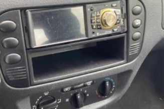 Retroviseur droit CITROEN C3 1