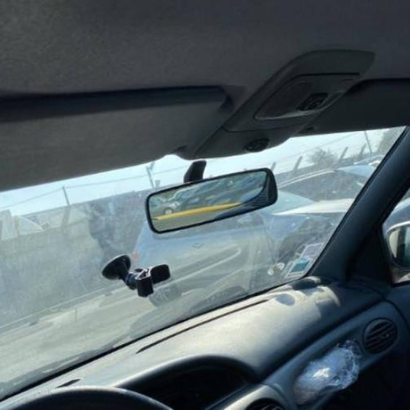 Poignee porte avant gauche RENAULT MEGANE 1 Photo n°14