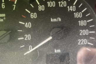 Optique avant principal gauche (feux)(phare) OPEL CORSA C