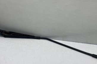 Bras essuie glace avant gauche MERCEDES CLASSE A 169