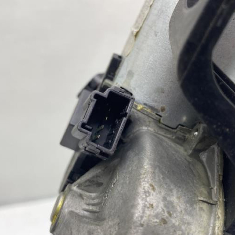 Moteur essuie glace arriere MERCEDES CLASSE A 169 Photo n°4