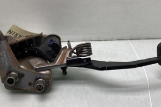 Pedale d'embrayage RENAULT CLIO 3