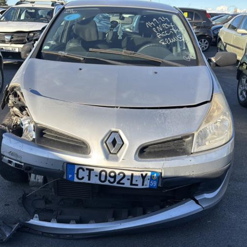 Pedale d'embrayage RENAULT CLIO 3 Photo n°12