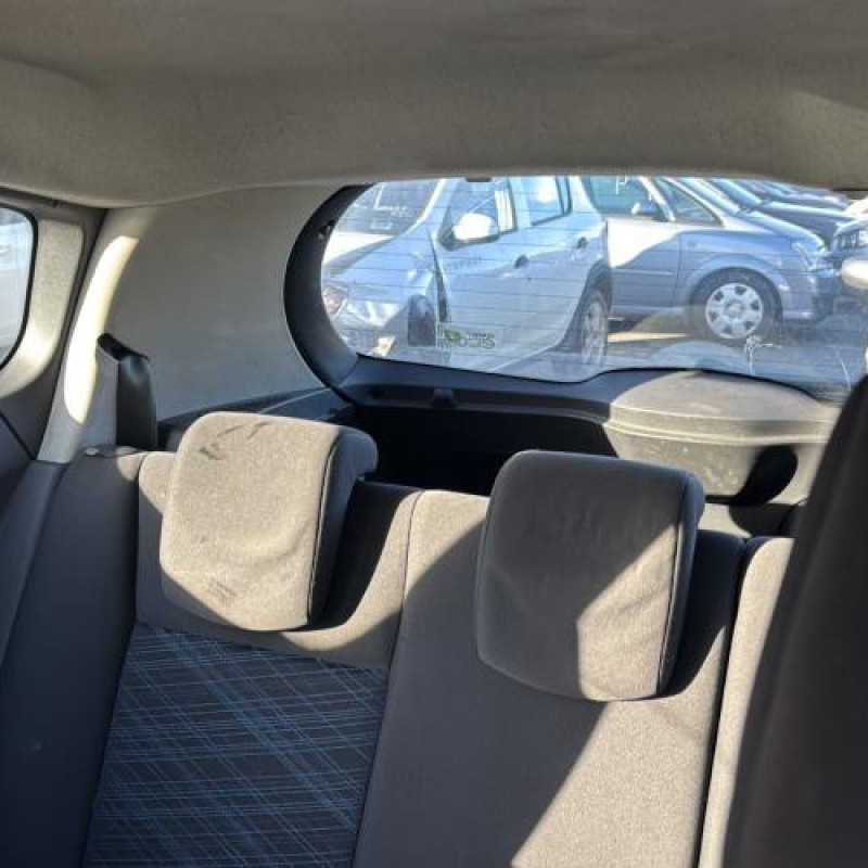 Pedale d'embrayage RENAULT CLIO 3 Photo n°14
