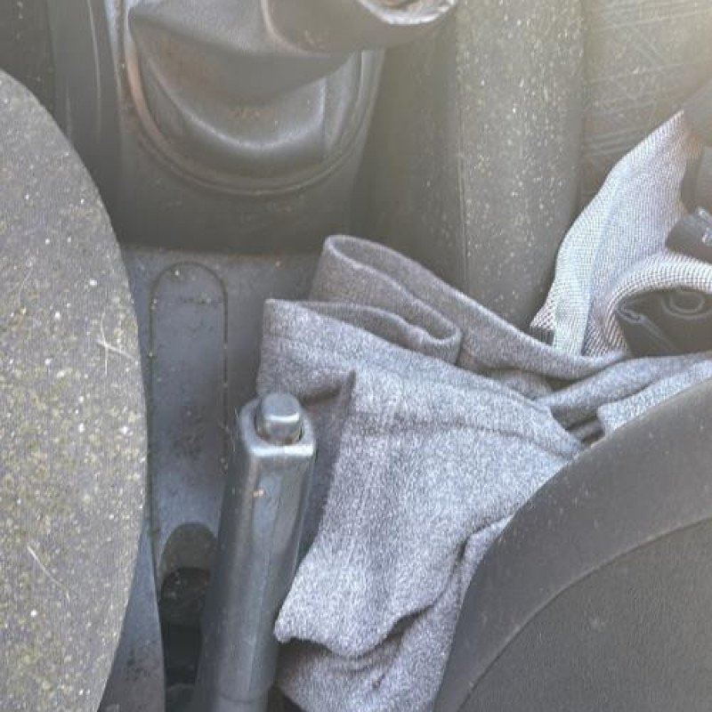 Pedale d'embrayage RENAULT CLIO 3 Photo n°17