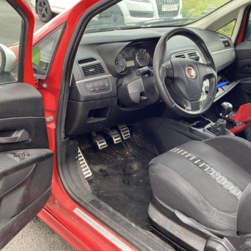 Feu arriere principal gauche (feux) FIAT GRANDE PUNTO Photo n°6