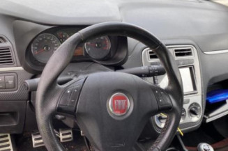 Feu arriere principal gauche (feux) FIAT GRANDE PUNTO