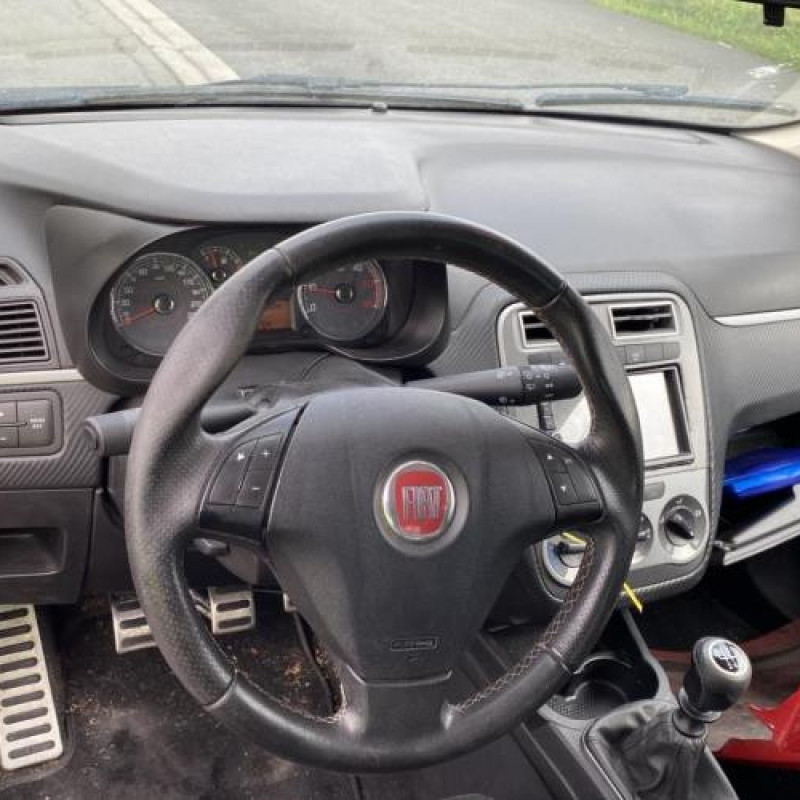 Feu arriere principal gauche (feux) FIAT GRANDE PUNTO Photo n°8