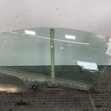 Vitre avant gauche FIAT GRANDE PUNTO Photo n°1