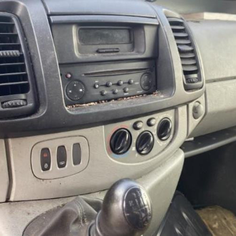 Custode avant gauche (porte) RENAULT TRAFIC 2 Photo n°7