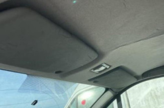 Custode avant gauche (porte) RENAULT TRAFIC 2