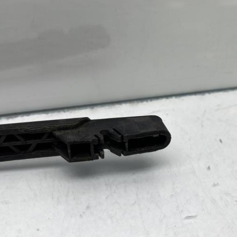 Bras essuie glace arriere PEUGEOT 206 Photo n°4