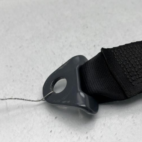 Attache ceinture arriere droit PEUGEOT 206