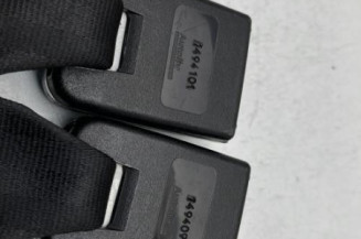 Attache ceinture arriere gauche PEUGEOT 206