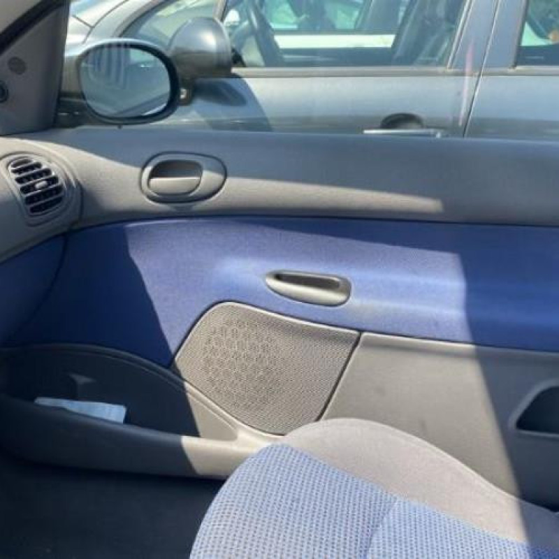 Boitier air bag PEUGEOT 206 Photo n°10