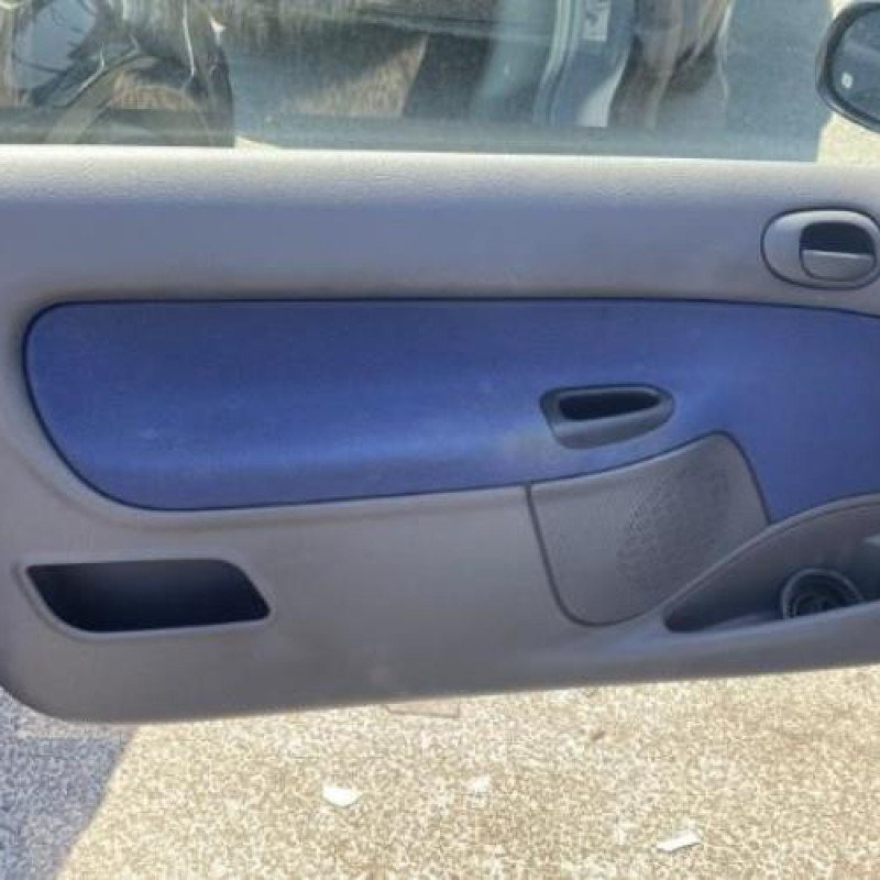 Boitier air bag PEUGEOT 206 Photo n°15