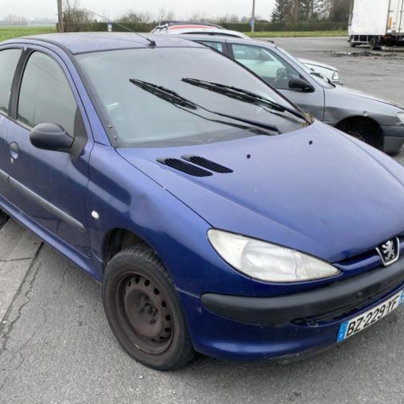 Pompe de direction PEUGEOT 206 Photo n°2