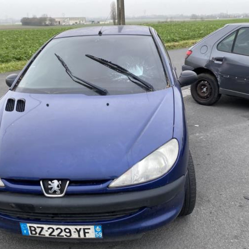 Pompe de direction PEUGEOT 206 Photo n°7