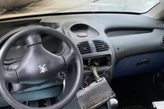 Pompe de direction PEUGEOT 206