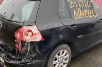 Vitre arriere droit VOLKSWAGEN GOLF 5