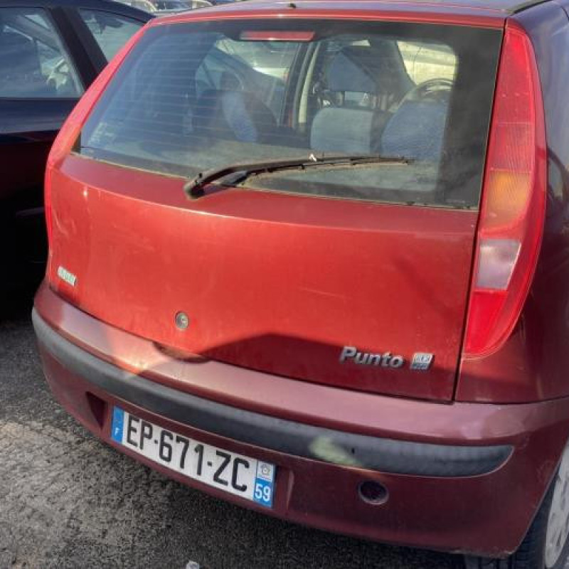 Retroviseur droit FIAT PUNTO 2 Photo n°10