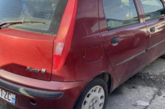 Retroviseur droit FIAT PUNTO 2