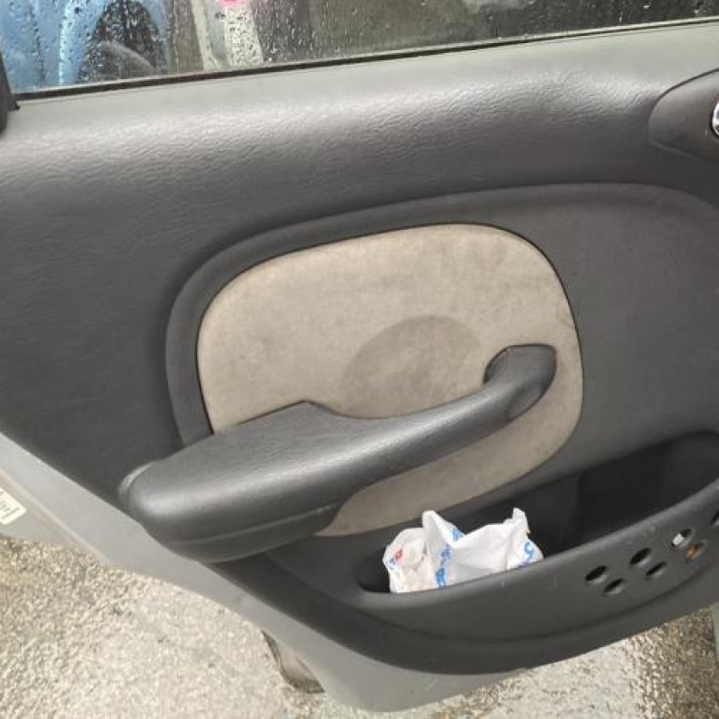 Interrupteur de leve vitre avant gauche CHRYSLER PT CRUISER Photo n°19