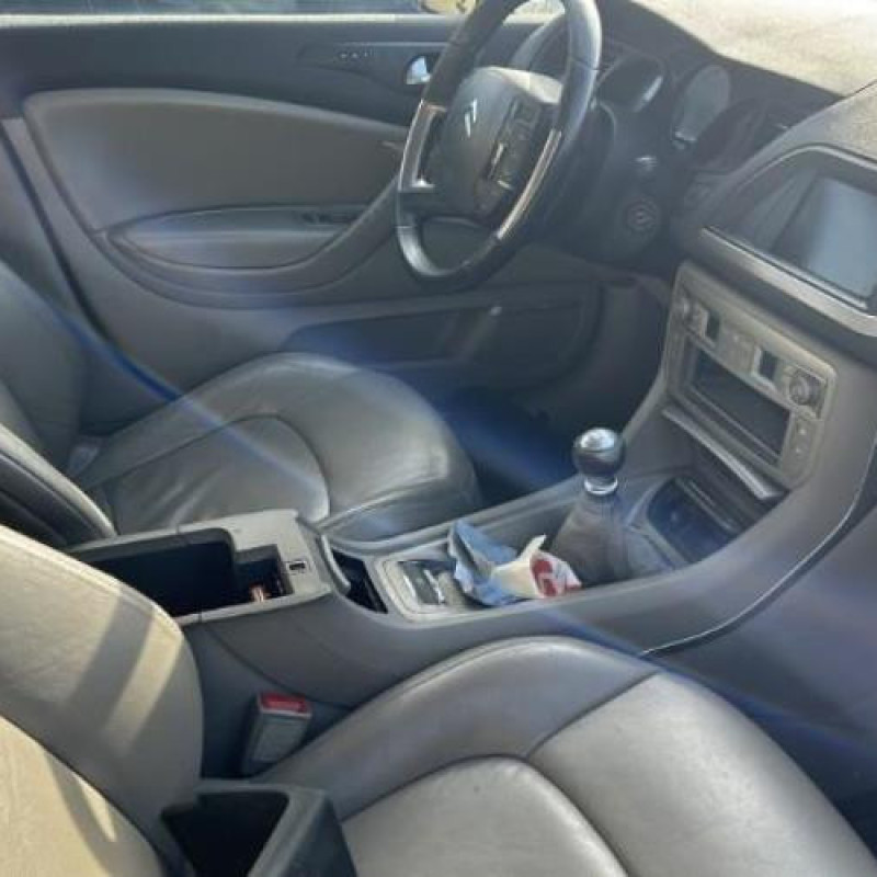 Pompe de direction CITROEN C5 2 Photo n°11