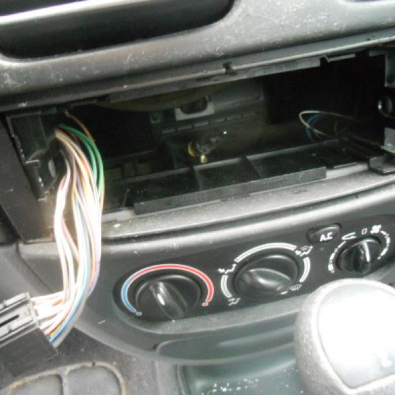 Glace retroviseur droit RENAULT MEGANE 1 Photo n°6