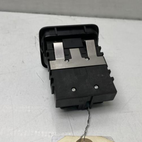 Poignee electrique frein a main MERCEDES CLASSE A 176