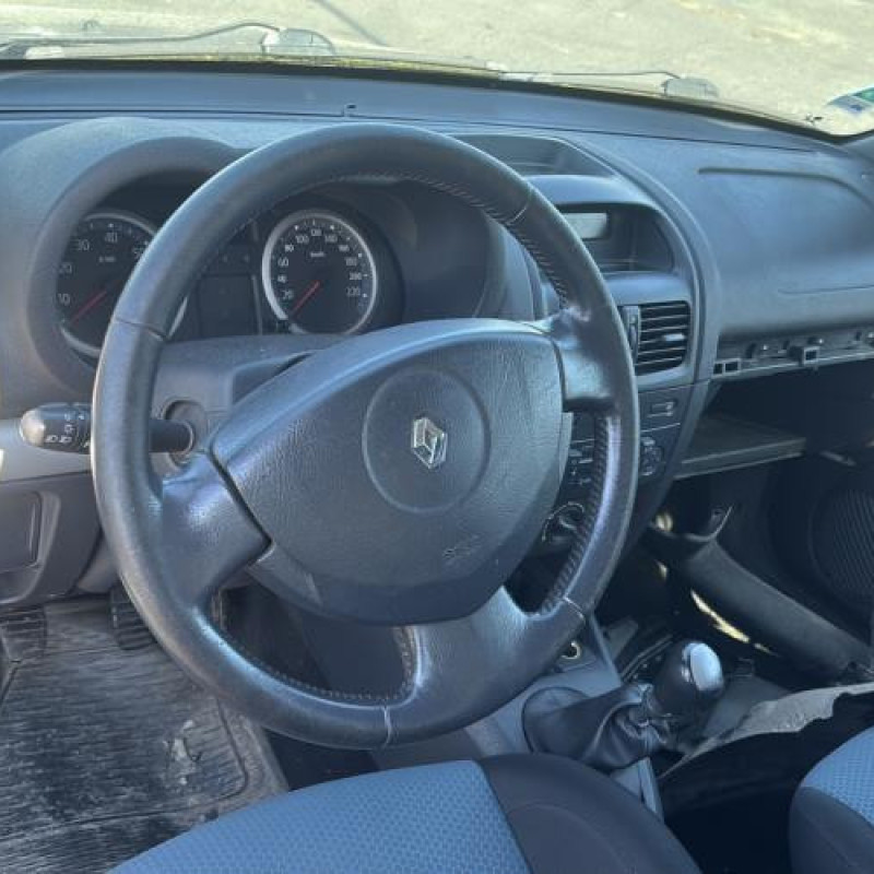Moteur RENAULT CLIO 2 CAMPUS Photo n°17