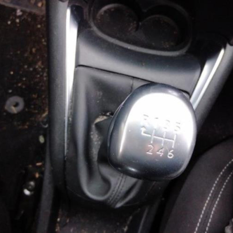 Moteur PEUGEOT 208 1 Photo n°7