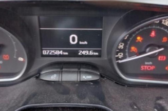 Moteur PEUGEOT 208 1