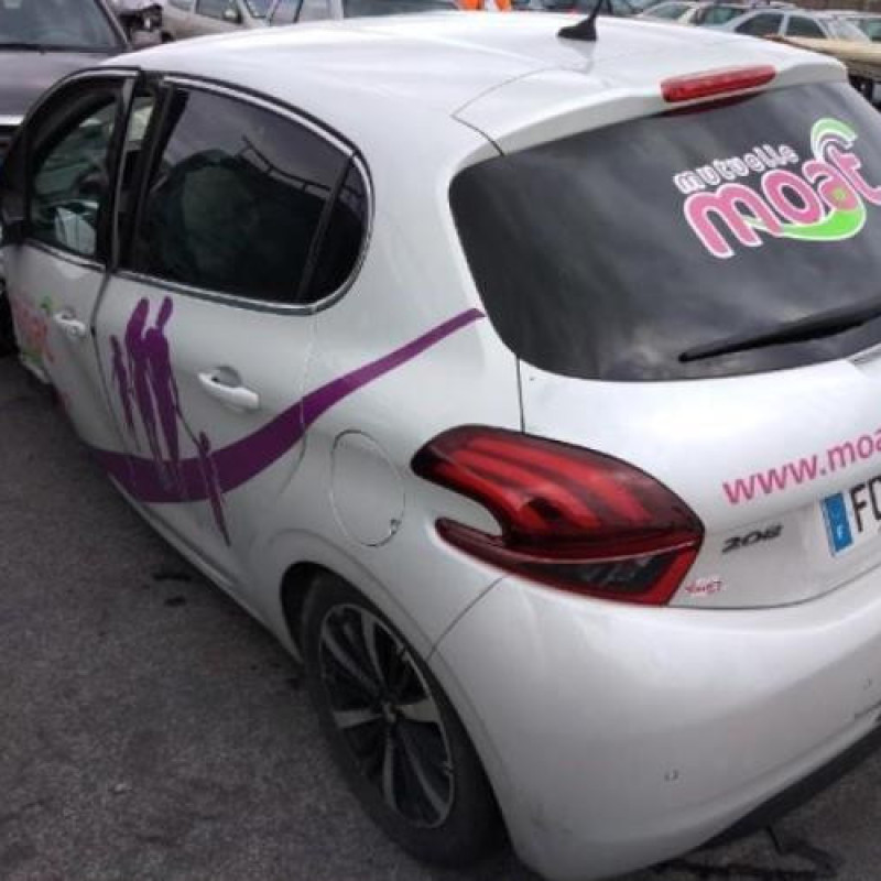 Moteur PEUGEOT 208 1 Photo n°9