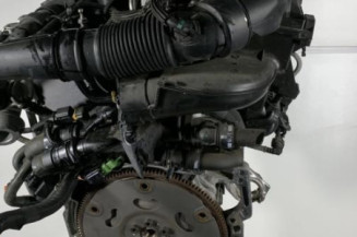Moteur PEUGEOT 208 1