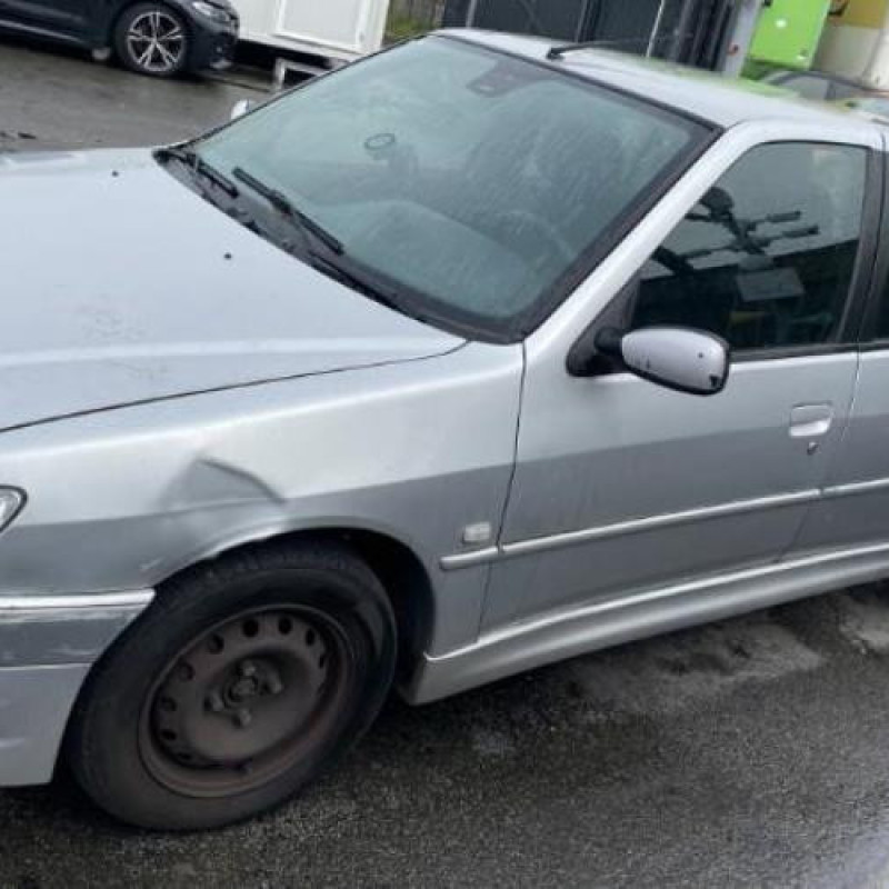 Moteur PEUGEOT 306 Photo n°12