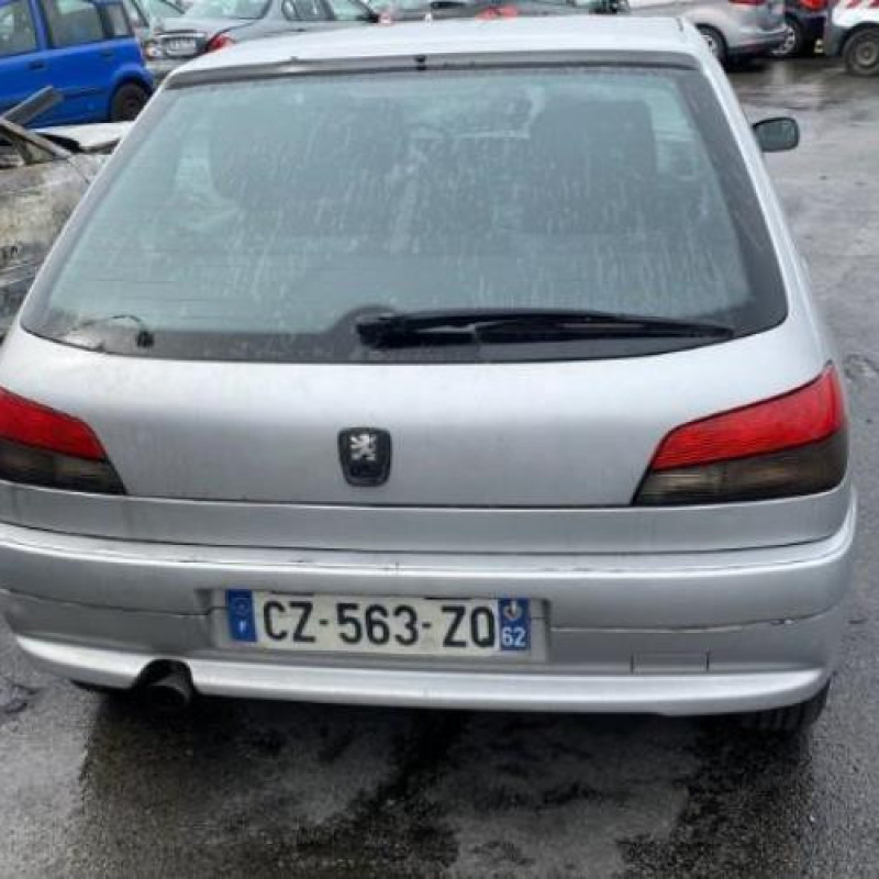 Moteur PEUGEOT 306 Photo n°16
