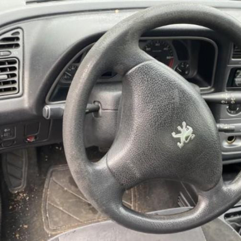 Moteur PEUGEOT 306 Photo n°20