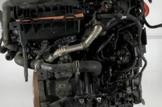 Moteur PEUGEOT 208 1 Photo n°1