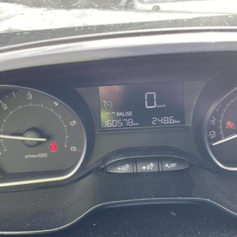Moteur PEUGEOT 208 1 Photo n°14