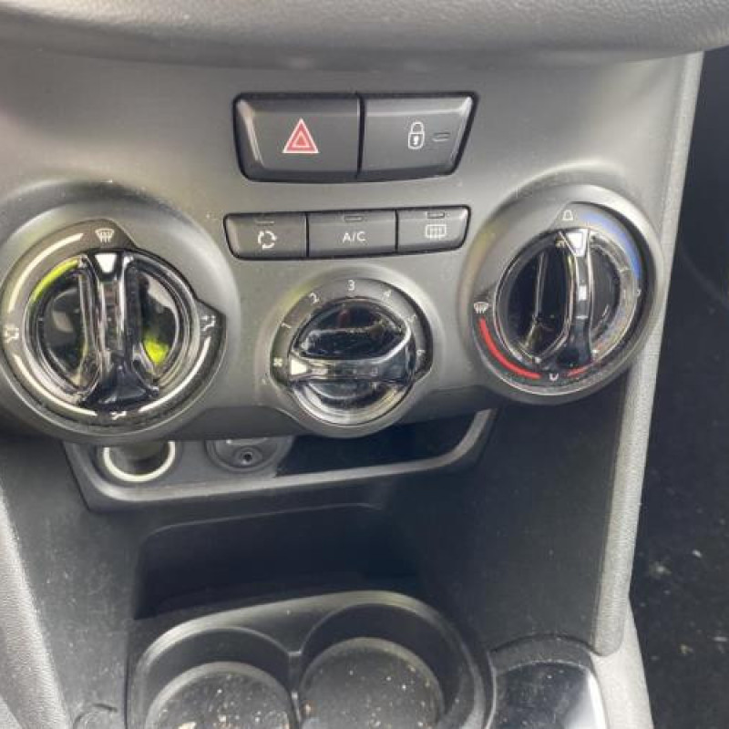 Moteur PEUGEOT 208 1 Photo n°15