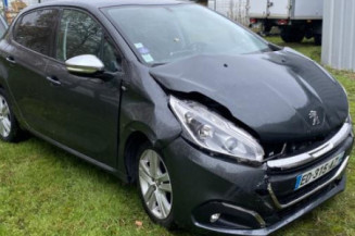 Moteur PEUGEOT 208 1 Photo n°1