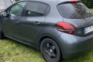 Moteur PEUGEOT 208 1