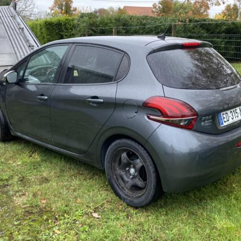 Moteur PEUGEOT 208 1 Photo n°3