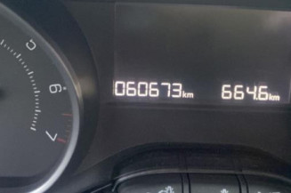 Moteur PEUGEOT 208 1