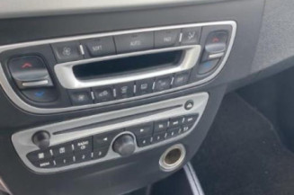 Aile avant droit RENAULT FLUENCE