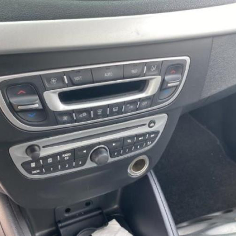 Aile avant droit RENAULT FLUENCE Photo n°20