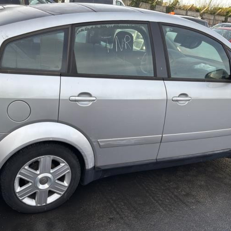 Becquet AUDI A2 Photo n°11